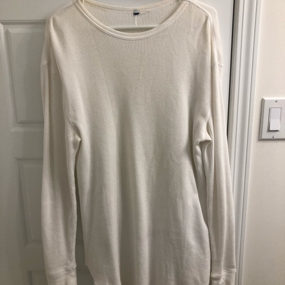 H&M LONG SLEEVE KNIT SHIRT